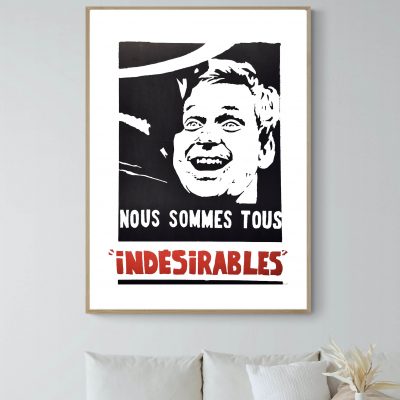 Affiche vintage avec message "Nous sommes tous indésirables" en noir et blanc, avec texte rouge, enc.