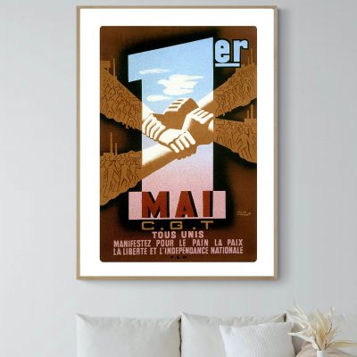 Affiche vintage du 1er mai avec mains qui se serrent, symbole de solidarité et de lutte pour la paix.