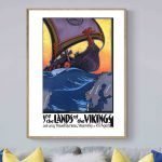 Affiche vintage de Swegen Warmland, style rétro avec bateau viking et mer agitée.