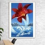 Affiche vintage représentant un lys rouge éclatant avec montagnes et lac en arrière-plan.