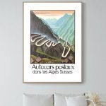 Autocars postaux dans les Alpes Suisses.