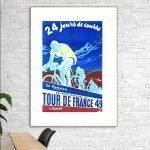 Affiche vintage Tour de France 1949 avec cyclistes et montagnes.