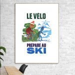 Affiche vintage "Le Vélo Prépare au Ski" pour décoration sportive et saisonnière.