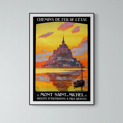 Affiche vintage du Mont Saint Michel avec coucher de soleil.