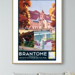 Affiche vintage de Brantôme, ville historique en Dordogne, avec vue sur l'abbaye et la rivière.