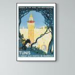 Affiche vintage de Tunis avec vue sur la tour et les voyageurs.