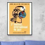 Affiche vintage du 2e Festival International du Jazz à Antibes, 1961, avec design rétro et éléments.