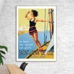 Affiche vintage Saint Jean de Luz, plage et bateau, style rétro.