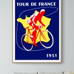 Affiche vintage Tour de France 1951 avec cycliste et carte de France.