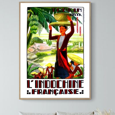 Affiche vintage représentant une scène indochinoise avec une femme portant un panier sur la tête, am.