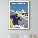 Affiche vintage représentant une scène de ski dans les Pyrénées françaises.