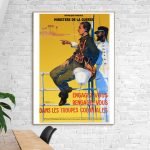 Affiche vintage de propagande coloniale française, illustrant un officier en uniforme avec un offici.