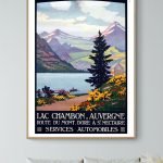 Affiche vintage du Lac Chambon en Auvergne avec montagnes et nature.