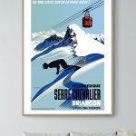 Affiche vintage du téléphérique Serre Chevalier à Briançon avec montagnes enneigées.