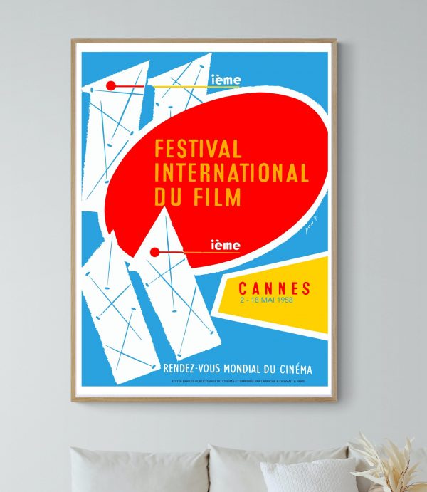 Affiche vintage du Festival International du Film de Cannes 1958, avec design coloré et typographie.