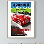 Affiche vintage du Grand Prix de Reims 1954 avec voiture de course rouge emblématique.