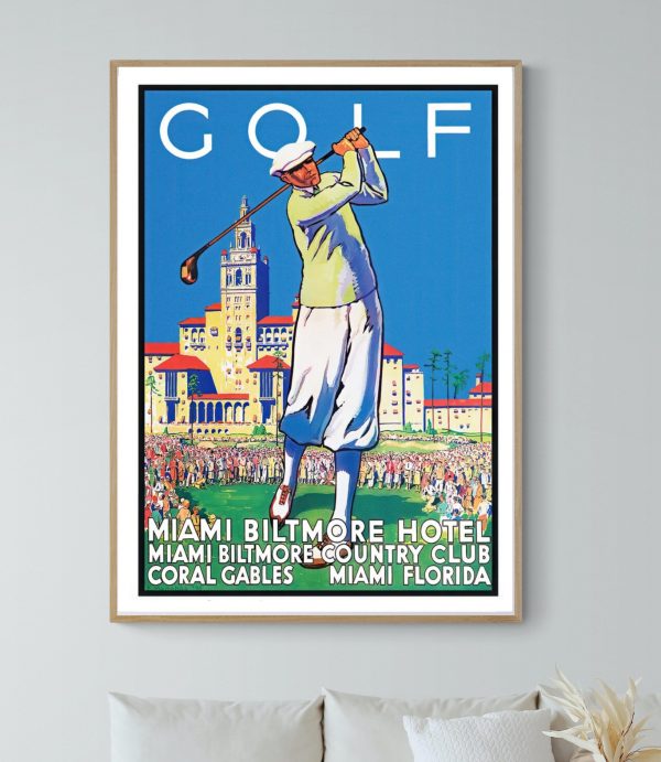 Panneau vintage de golf avec un golfeur en action, évoquant Miami et la côte basque.