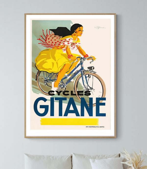 Affiche vintage représentant une femme à vélo dans le style Basque, idéale pour décoration rétro et.