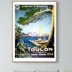 Affiche vintage du Carnaval de Nice 1975 avec vue sur la mer et voiliers colorés.