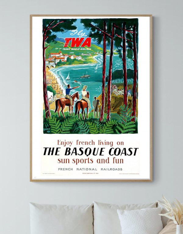Affiche vintage de la côte basque avec paysages, sports nautiques et nature.