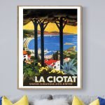 Affiche vintage de la ville de La Ciotat, avec vue sur la mer et paysages méditerranéens.