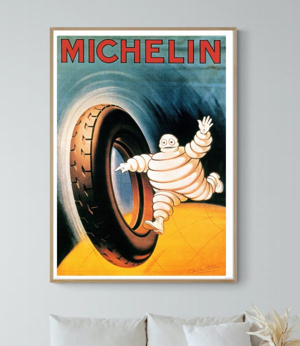 Affiche Michelin vintage avec Bibendum et pneu.