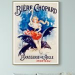 Affiche vintage de bière Chopard avec une femme et un aigle, style rétro, décoration pour bar ou cui.