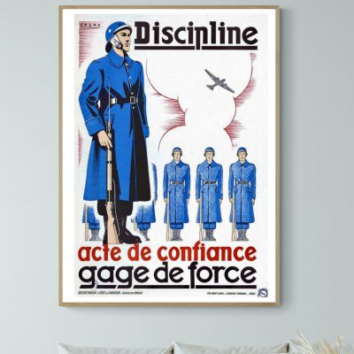 Affiche vintage de discipline militaire avec soldats en uniforme bleu.