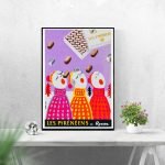 Affiche vintage représentant la Côte d'Azur avec trains et autocars, dans un style coloré et rétro.