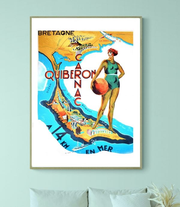 Affiche vintage Quiberon, Bretagne, avec une femme en maillot de bain sur la plage.