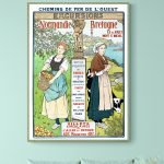 Affiche vintage de voyage en Normandie et Bretagne avec guide et réduction.