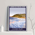 Affiche vintage de la côte bretonne avec mer et falaises.