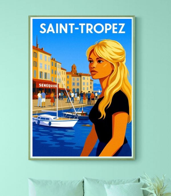 Affiche vintage de Saint-Tropez avec une femme blonde et le port en arrière-plan. Parfait pour décor.