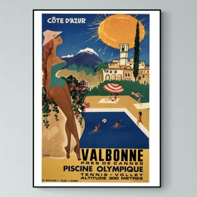 Affiche vintage Côte d’Azur à Valbonne représentant une piscine olympique, des joueurs de tennis et un paysage méditerranéen sous un grand soleil